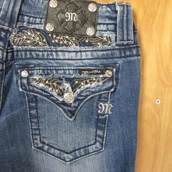 MISS ME Embellished Denim Jean Capris Sz 29 Blue Distressed Flap Pockets JP6085P - Picture 11 of 16